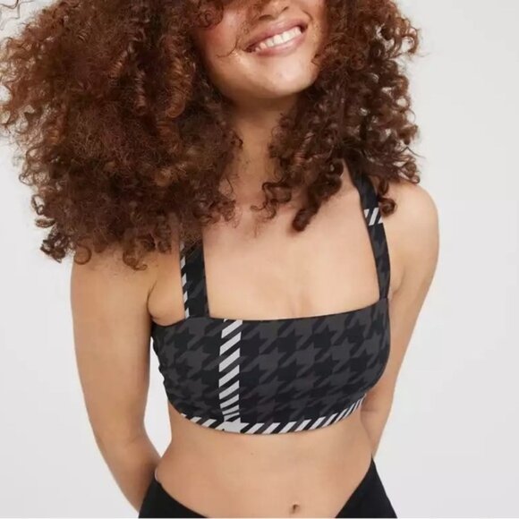 NWOT Aerie Real Me Xtra Square Neck Sports Bra - Picture 2 of 7